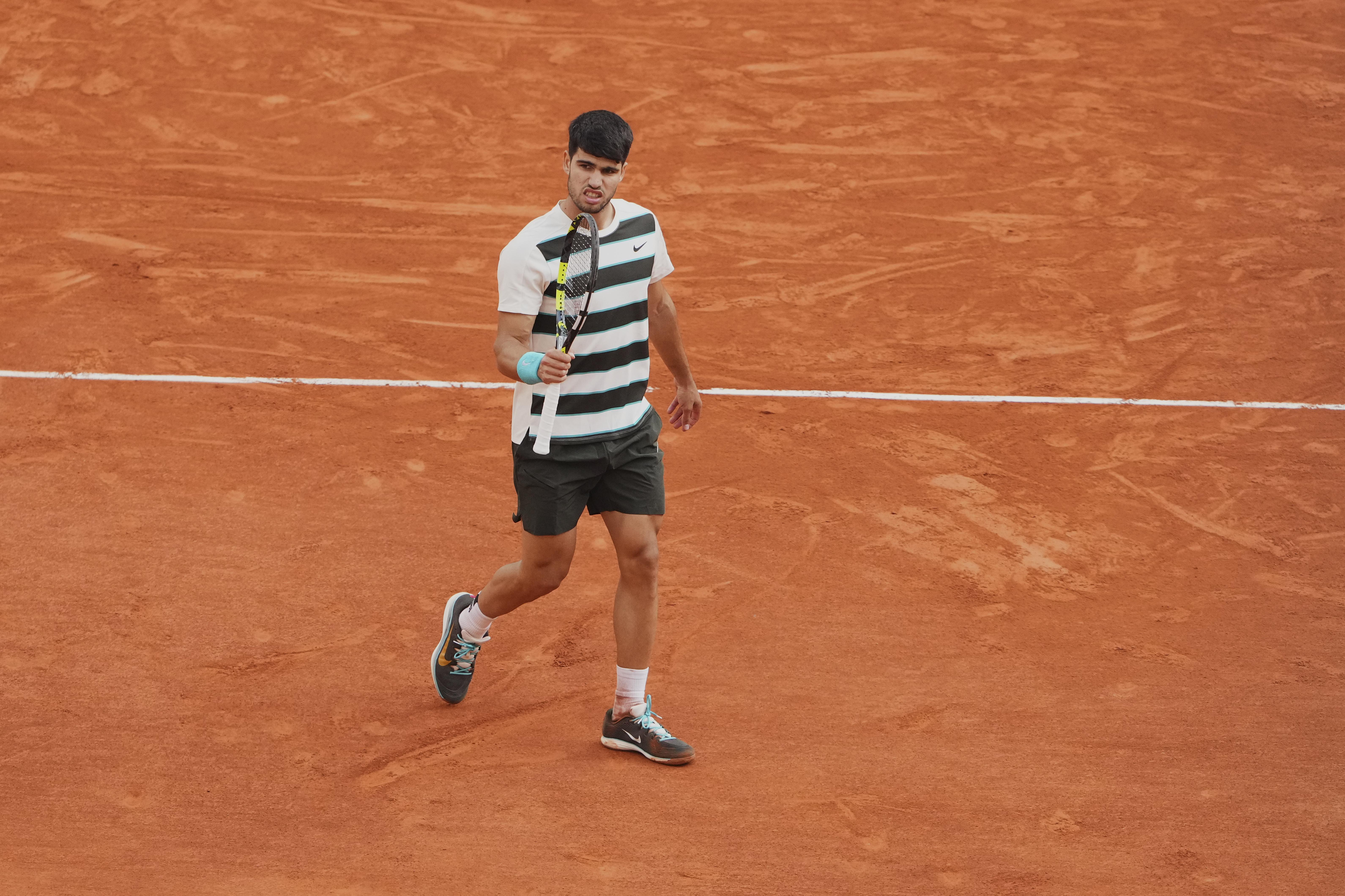 法国网球队碾压世界网球队，阿尔卡拉斯送出助攻的简单介绍