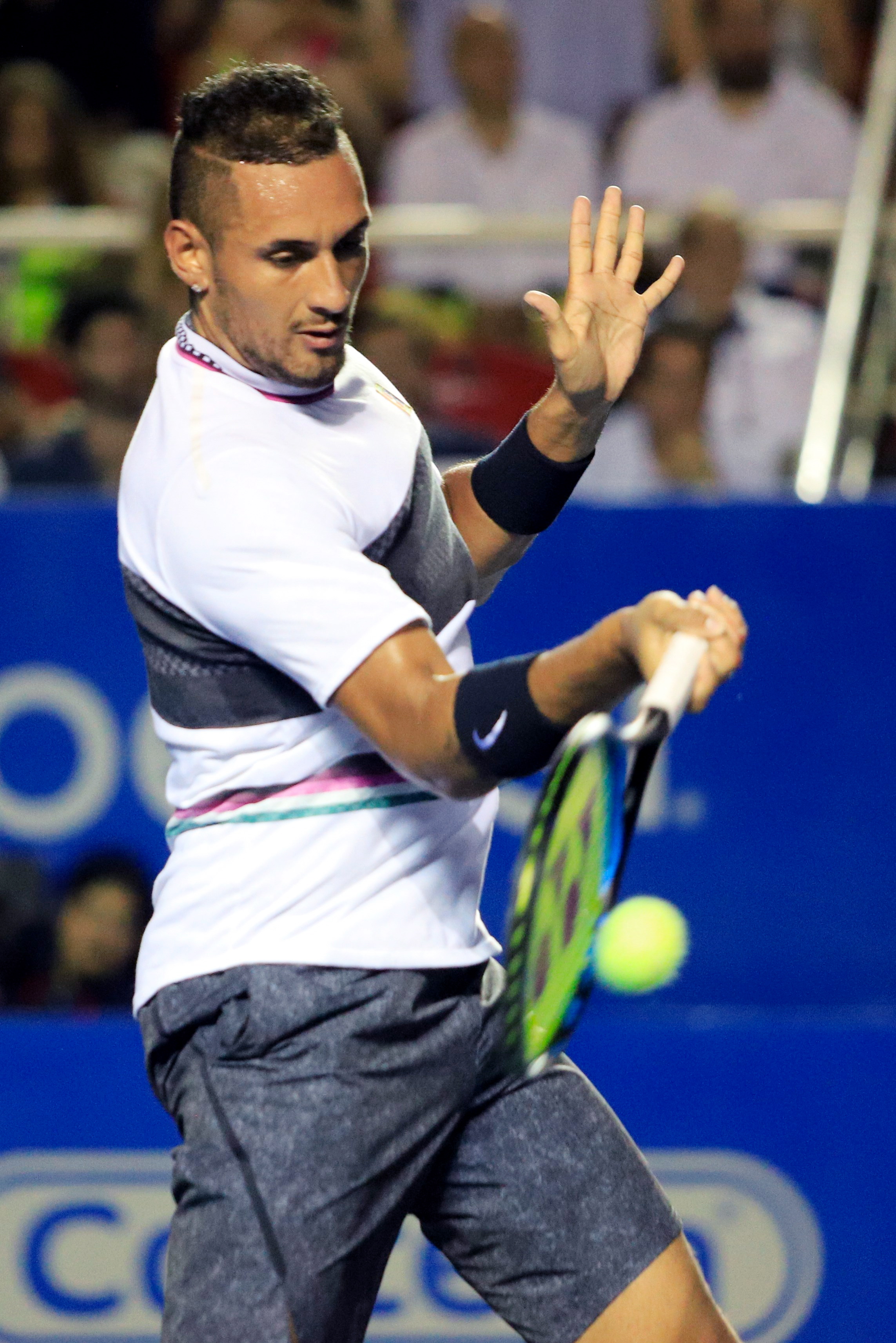 九游中国-包含西班牙网球队强势意大利网球队，克耶高斯高光表现的词条