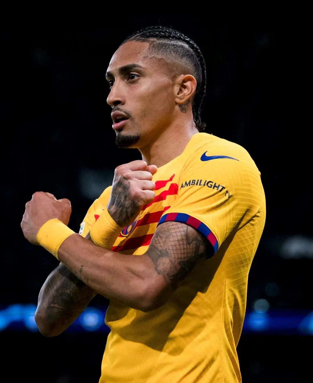 九游娱乐入口-巴萨球星梅开二度：出色表现引领球队的简单介绍