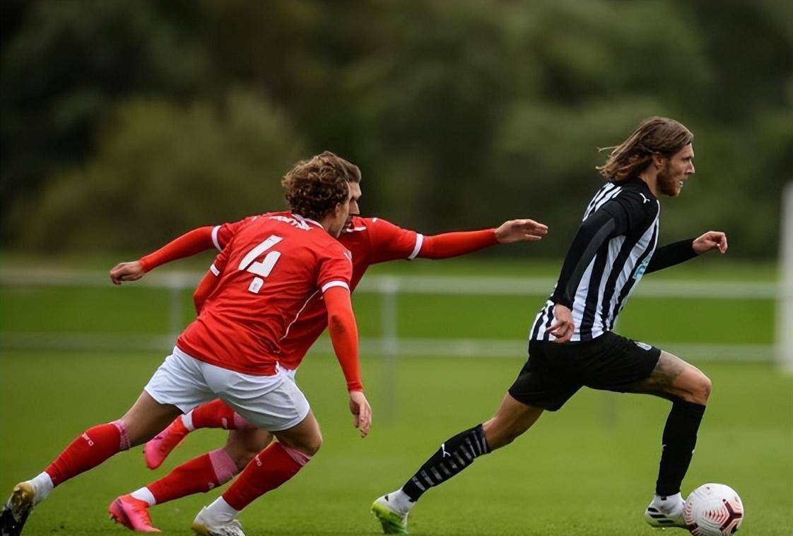 9you娱乐-关于布里斯托尔城客场取胜，抢占半程赛榜首位置的信息