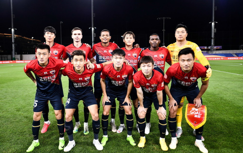 包含瓦朗谢纳新援适应良好，有望首发出战的词条