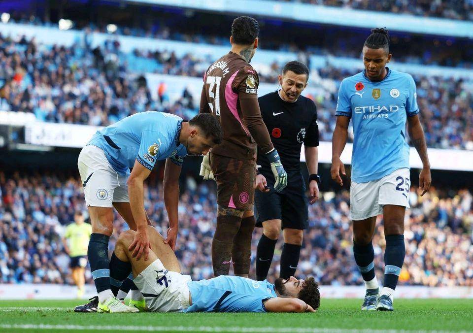 关于曼城主场不敌，遭遇一波连败压力大增的信息