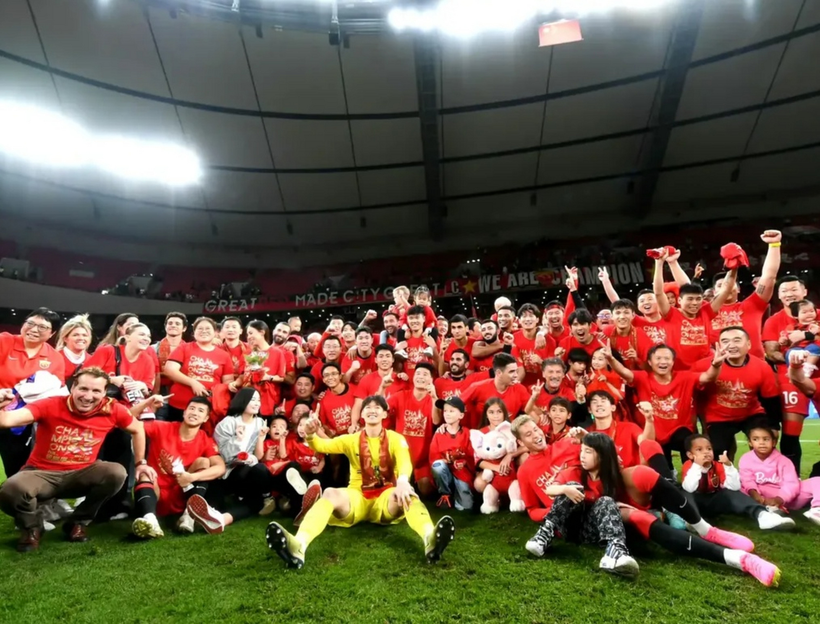 九游体育平台-关于上海上港主场战胜山东鲁能，继续保持全胜的信息