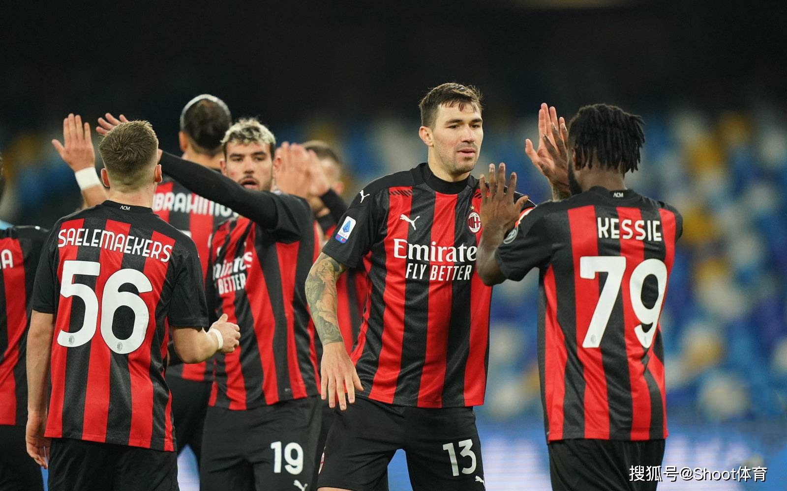 包含联赛战绩波动传统豪门遭遇处境困难的词条