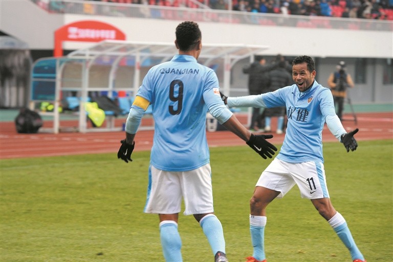 传统球队再斗热门对手,硝烟四起的简单介绍 传统球队再斗热门对手,硝烟四起的简单介绍