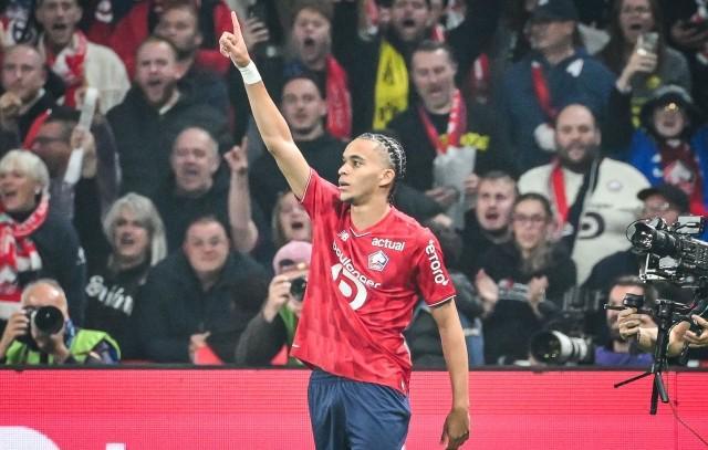 巴黎客场绝杀里尔，强势夺回榜首