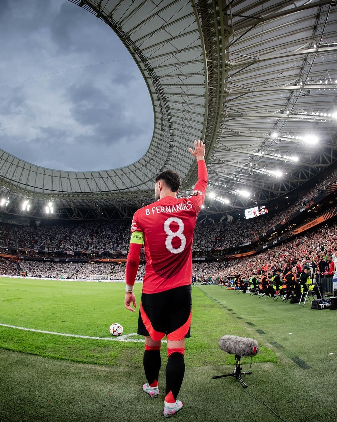 关于曼联核心伤愈回归,球队士气飙升的信息 关于曼联核心伤愈回归,球队士气飙升的信息