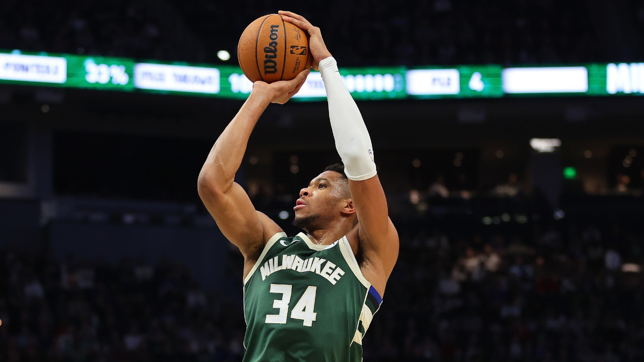 魔术鏖战雷霆，字母哥高光表现的简单介绍