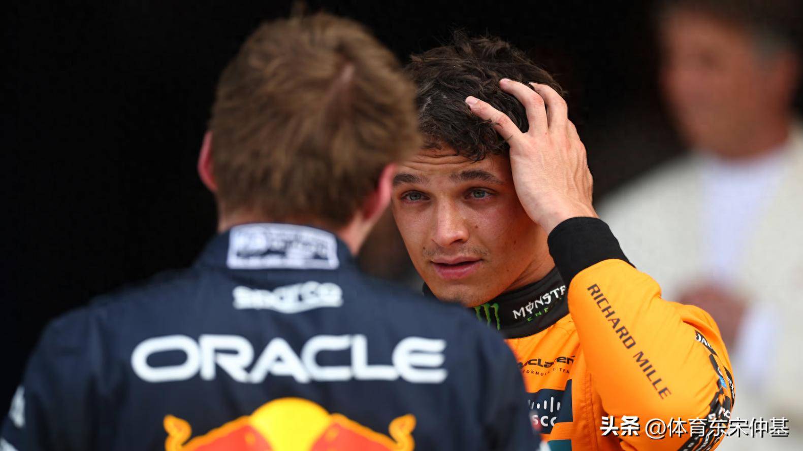 包含红牛车队碾压威廉姆斯，诺里斯关键制胜的词条