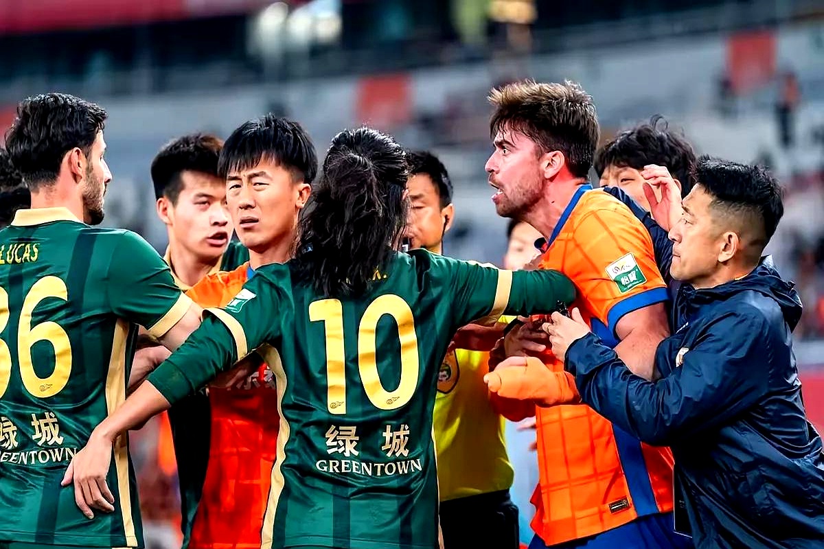 山东鲁能队遭遇连败，教练组开始全面调整备战