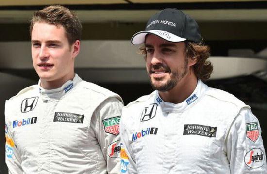 包含雷诺车队横扫阿斯顿马丁，塞恩斯惊艳四座的词条