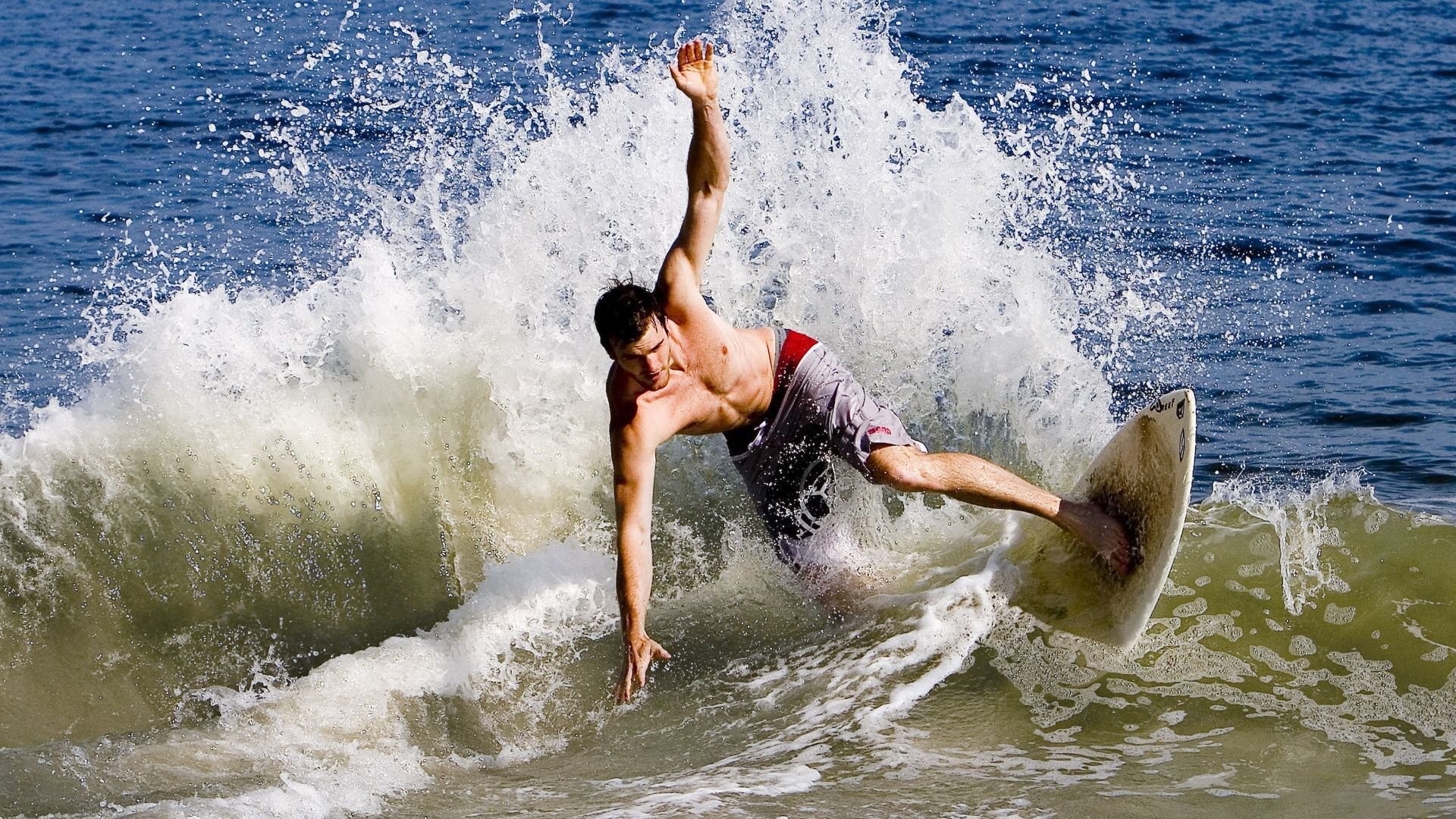 从巴斯托尼爆发到克罗地亚式胜利，现代足球的战术革命如何正面击溃阿森纳传统哲学