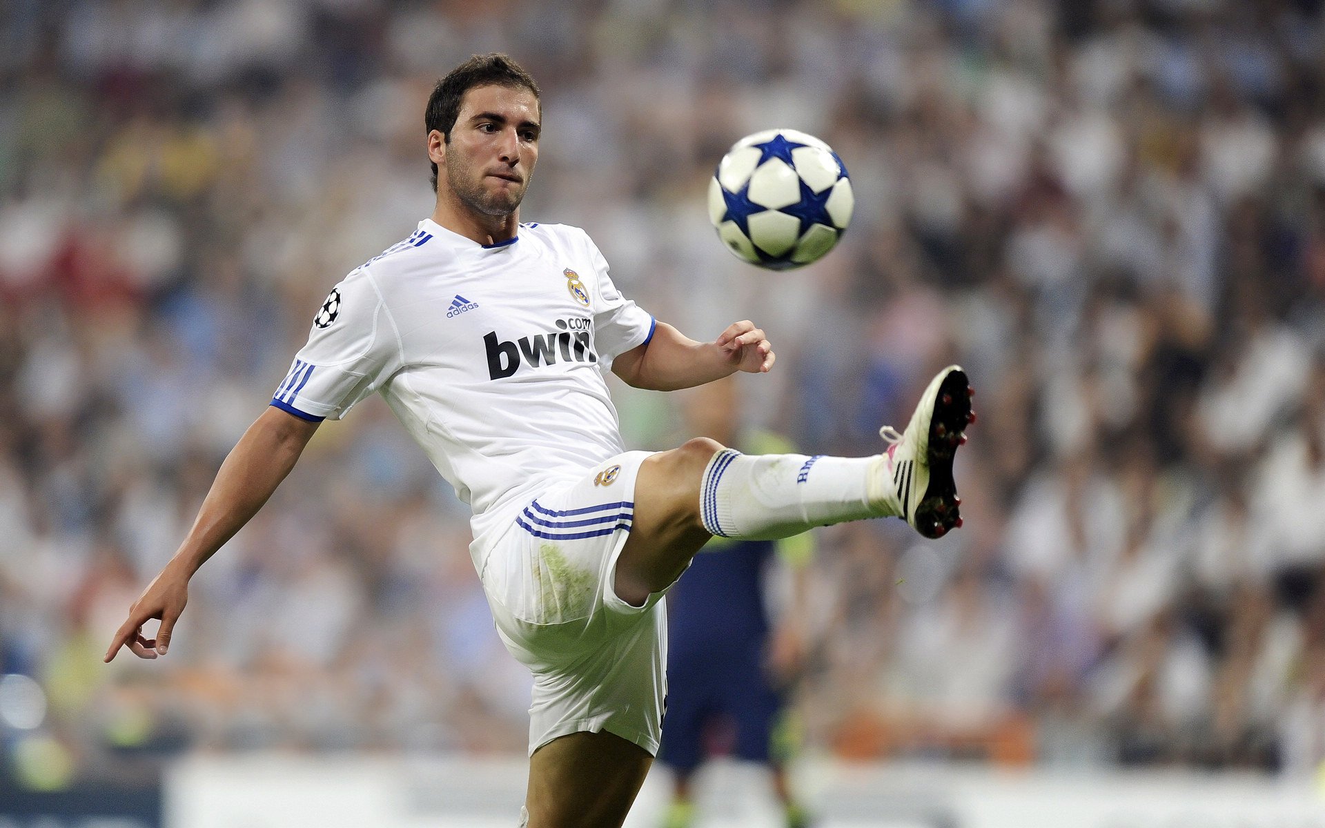 意甲焦点战启示录，西班牙式战术如何攻克法国足球高墙